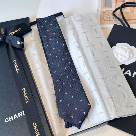 Chanel Men's Black and Red Patterned Tie - Picture 1 of 7
